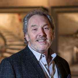 Bob Barker, British, 1954, Contemporary Artist