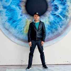 Marc Quinn, British, 1964, Contemporary Artist