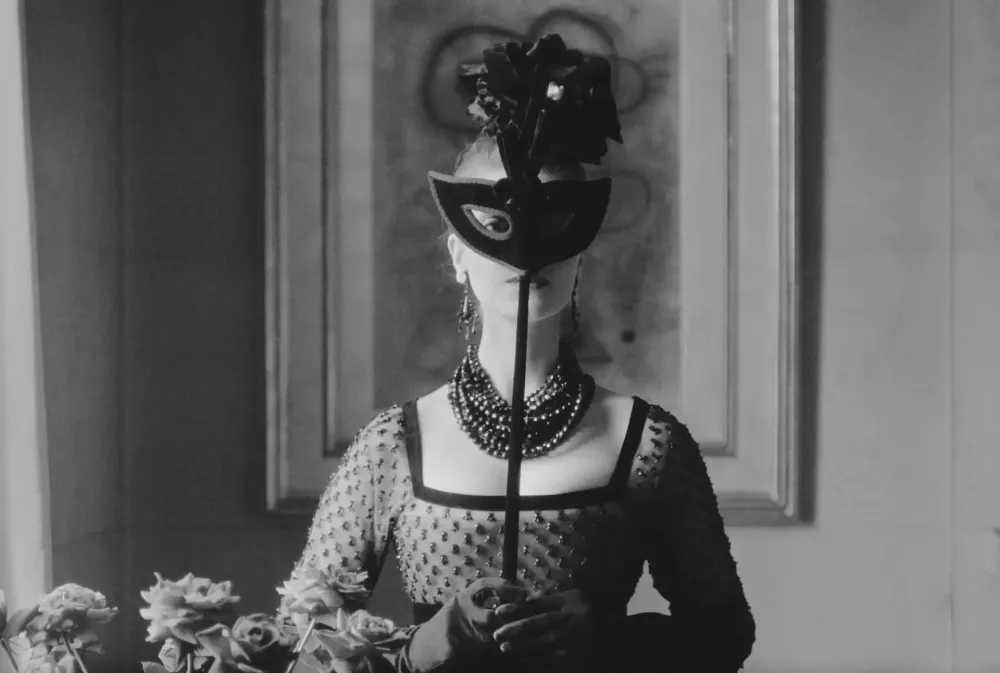 Mark Shaw, ‘Dior, St. Laurent's Mask With Lola Dress (Large)’, 1958, Print, Pigment print on Hahnemϋhle photo rag paper, null,