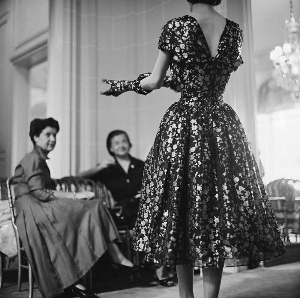 Mark Shaw, ‘Dior, Vivante Metallic Dress’, 1953, Print, Pigment print on Hahnemϋhle photo rag paper, null,