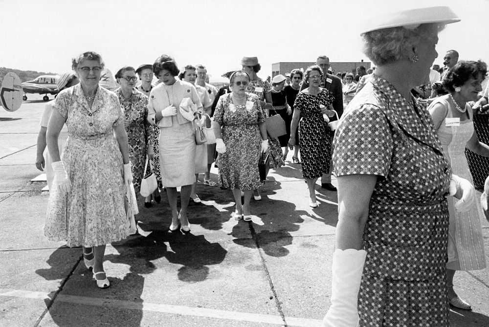 Mark Shaw, ‘Jackie With Ladies in Floral Dresses, 1959’, 1959, Print, Pigment print on Hahnemϋhle photo rag paper, null,