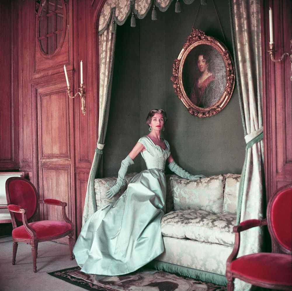 Mark Shaw, ‘Jane Sprague in Blue Fath on Daybed, 1953’, 1953, Print, Pigment print on Hahnemϋhle photo rag paper, null,