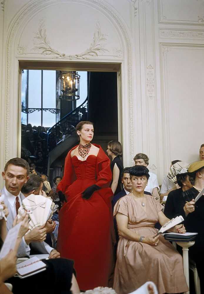 Mark Shaw, ‘Salon Dior Portobello Red Gown, 1954 #1’, 1954, Print, Pigment print on Hahnemϋhle photo rag paper, null,
