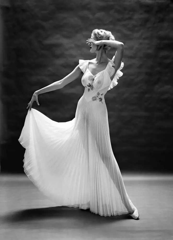 Mark Shaw, ‘Vanity Fair Pleated Floral Bodice (Medium)’, 1955, Print, Pigment print on Hahnemϋhle photo rag paper, null,