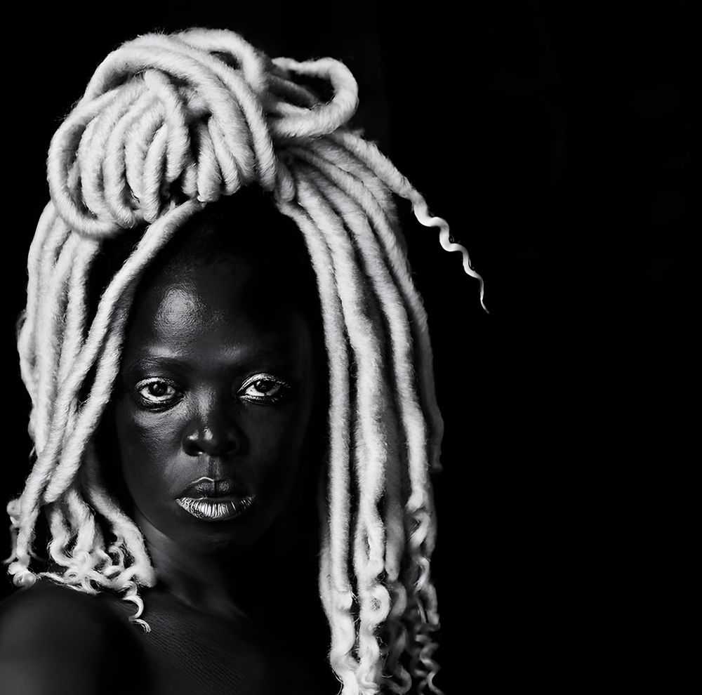 Zanele Muholi, ‘Siyikhokonke’, 2019, Print, Baryta print, null, Numbered